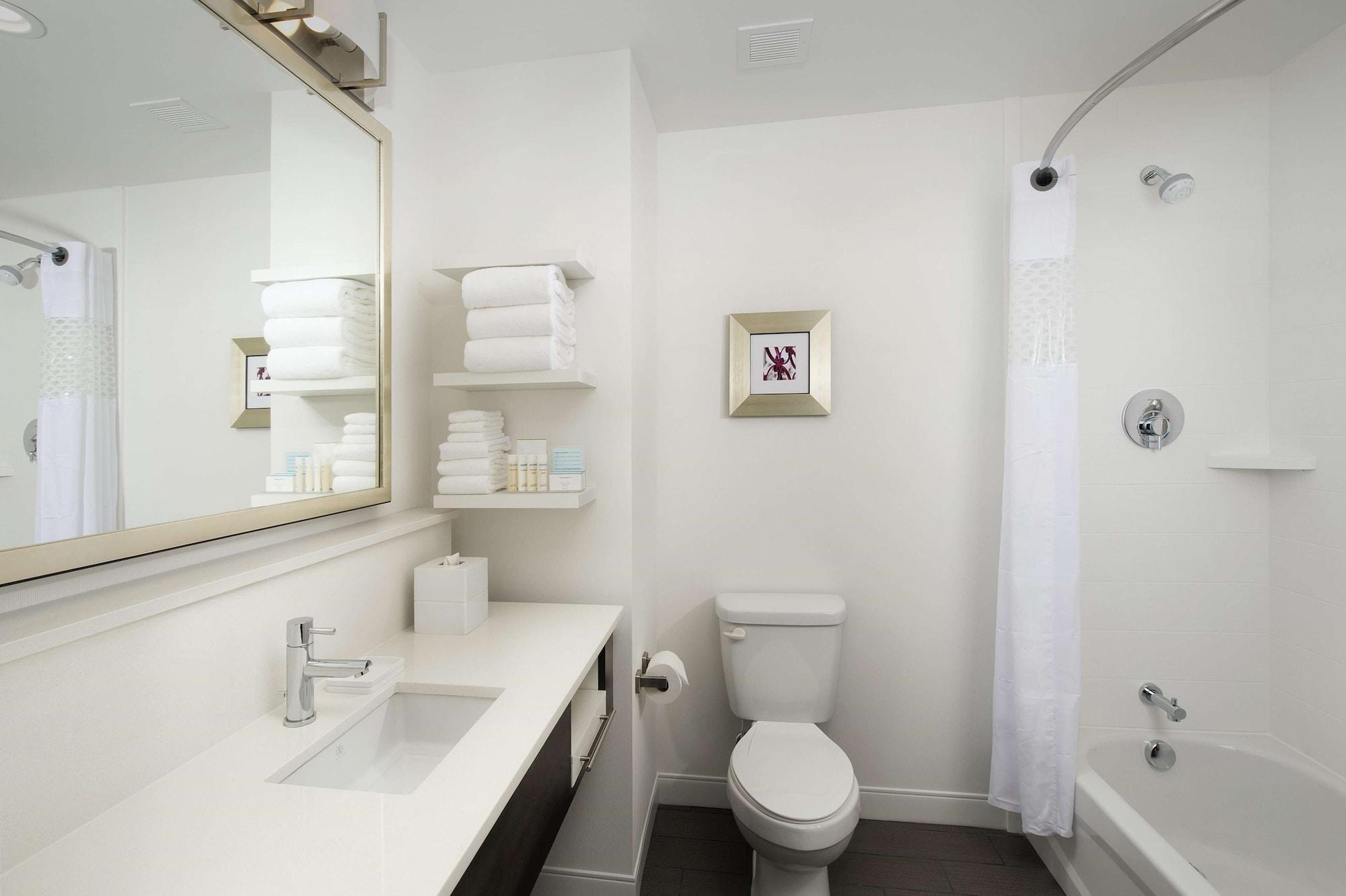 Hampton Inn Louisville East Hurstbourne Exteriér fotografie