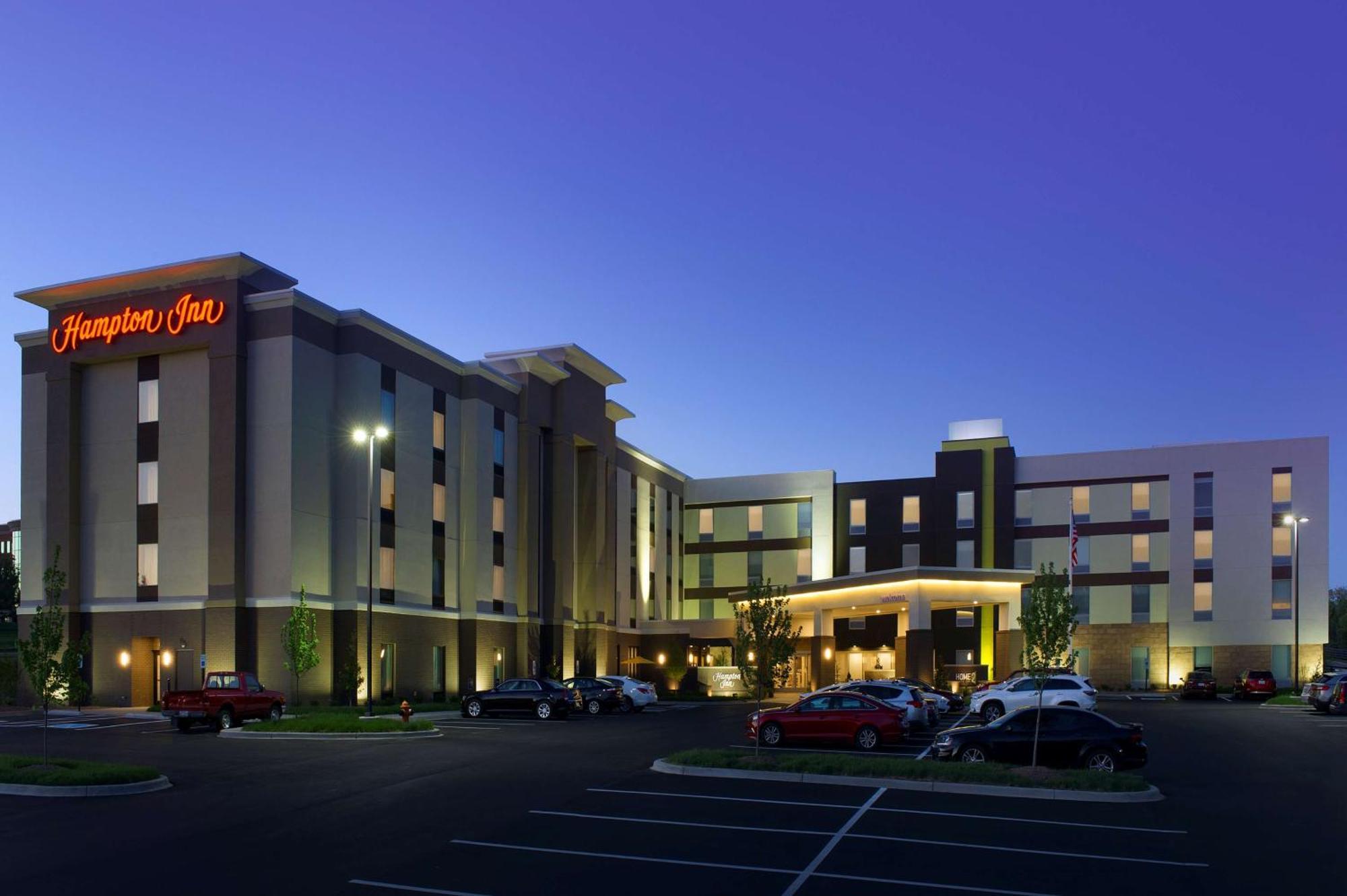 Hampton Inn Louisville East Hurstbourne Exteriér fotografie