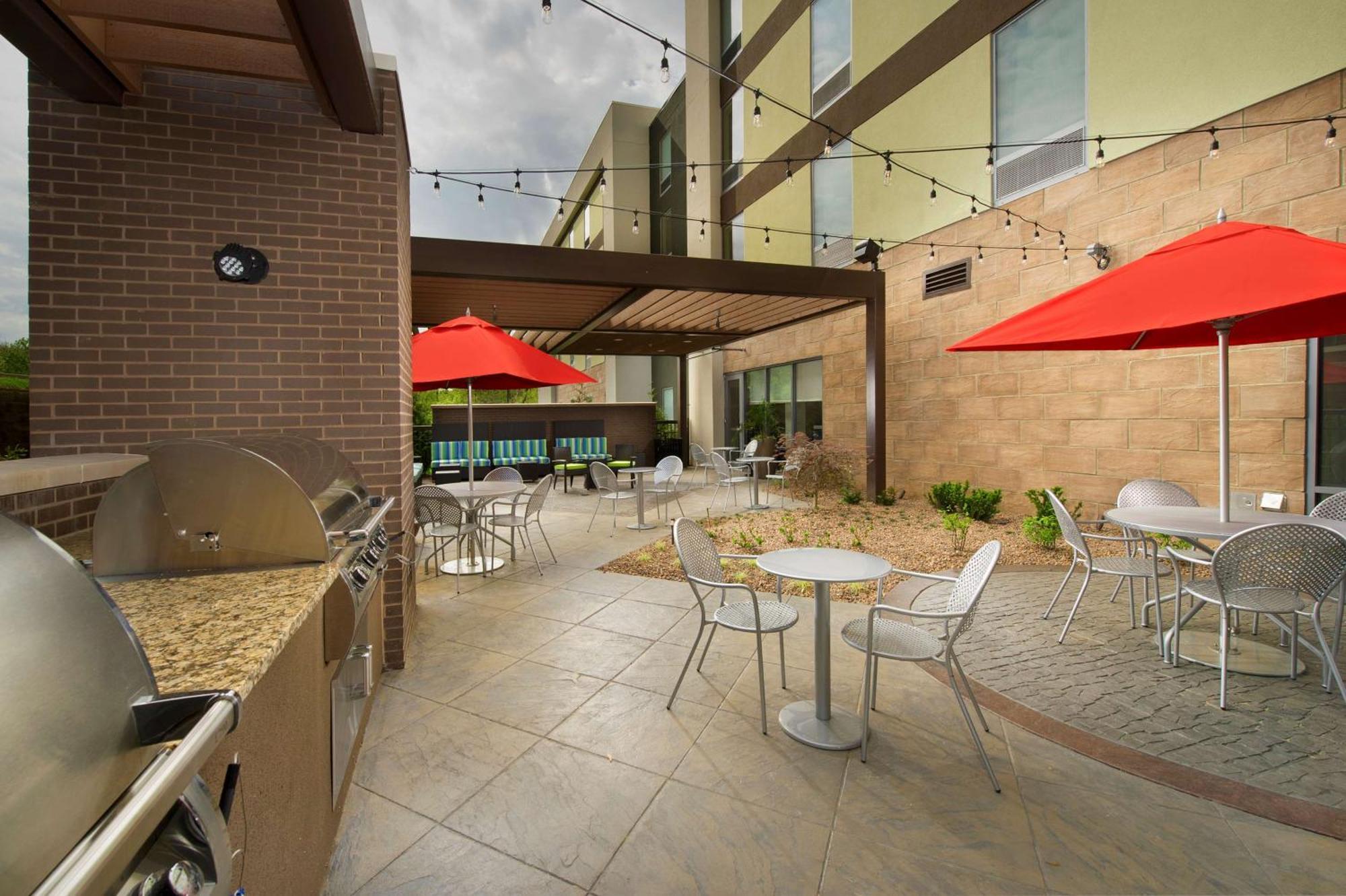 Hampton Inn Louisville East Hurstbourne Exteriér fotografie