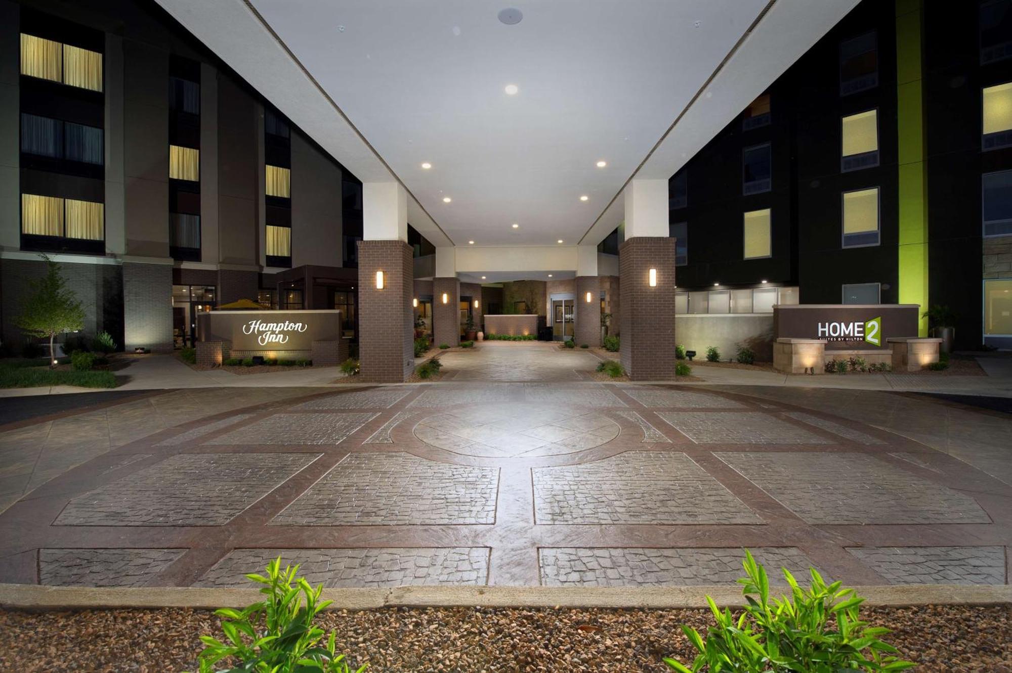 Hampton Inn Louisville East Hurstbourne Exteriér fotografie